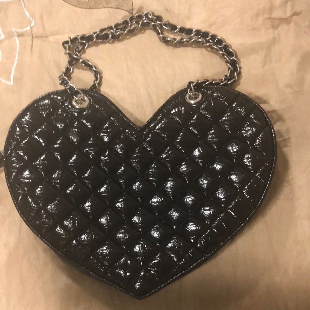 Bebe heart shaped bag Black and pink !!!